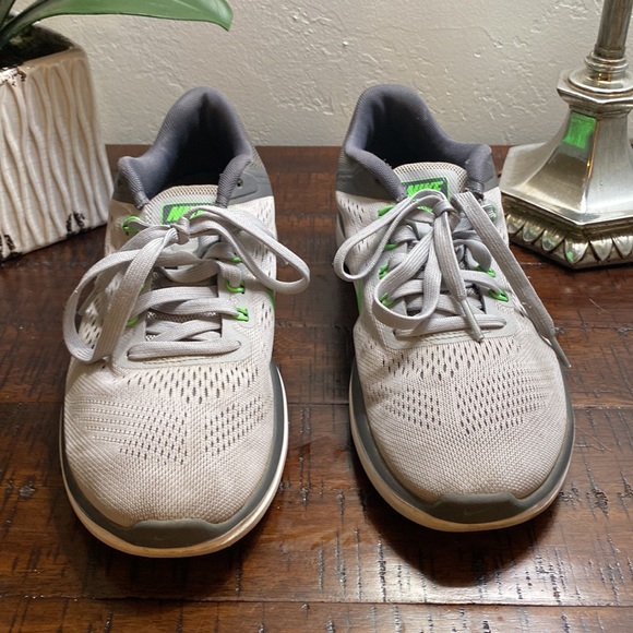 FLEX 2016 RUN NIKE - Picture 2 of 6